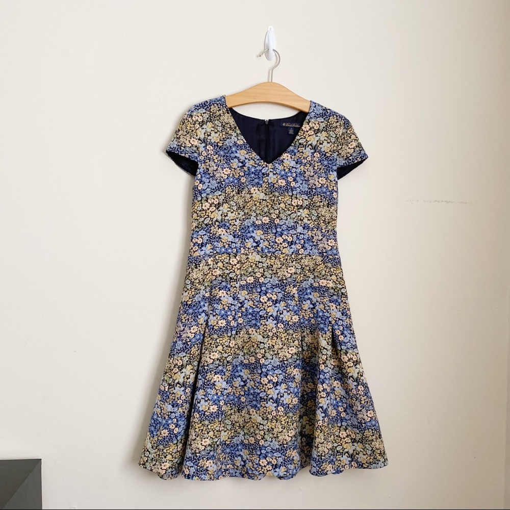 Brooks Brothers Floral Midi Dress V-neck Size 10